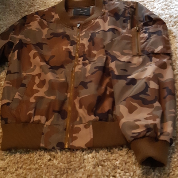 Ladies jacket - Picture 1 of 3